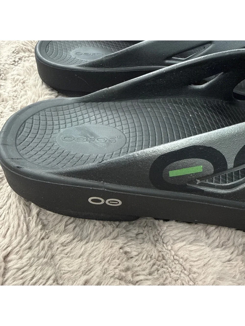 OOFOS OOriginal Sport Sandal, Graphite - Men’s Size 11-13, Excellent Condition